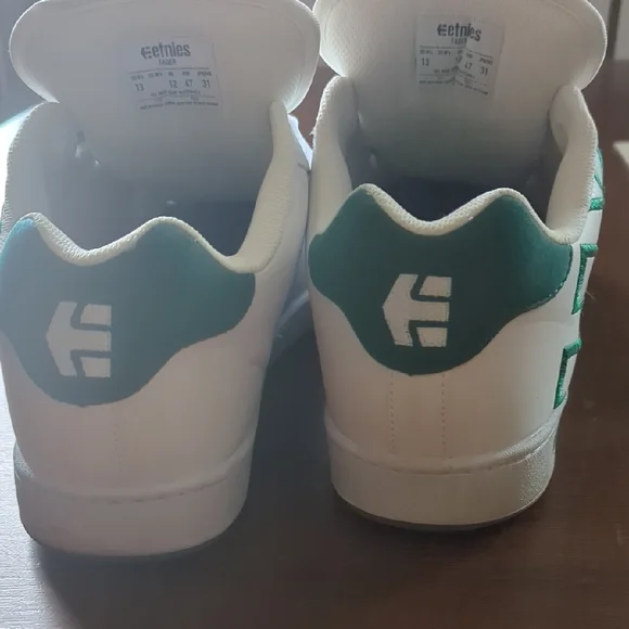 Etnies White and Green Sneakers Classic Skate Style - Picture 4 of 6